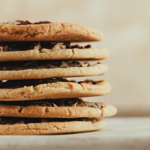 Caramel and Pecan Cookie