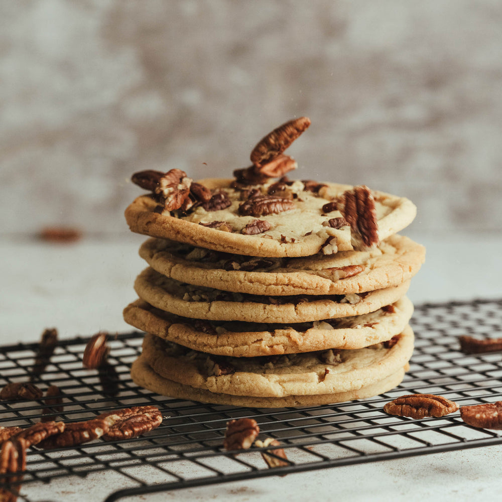 Caramel and Pecan Cookie