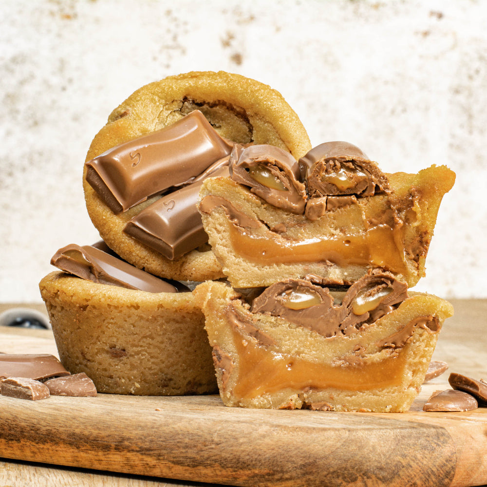 Galaxy Caramel Cookie Cup