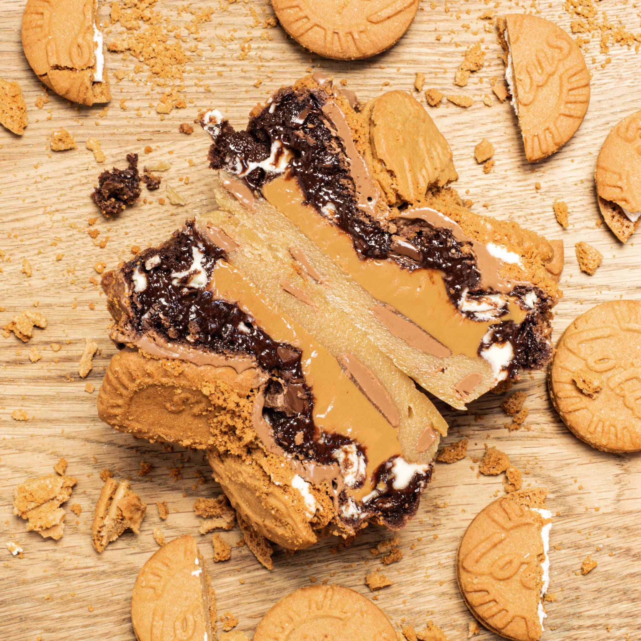 Lotus Biscoff Brookie Pie