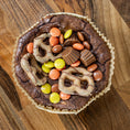 Load image into Gallery viewer, Reeces Brookie Pie (300g)
