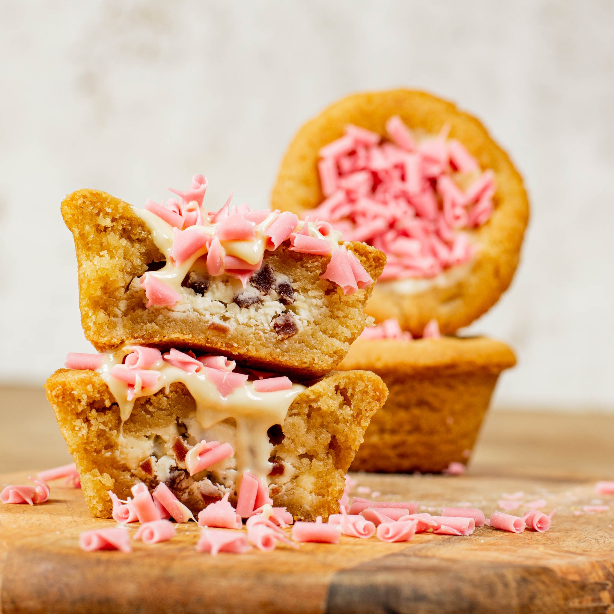 White Chocolate Strawberry Cookie Cup